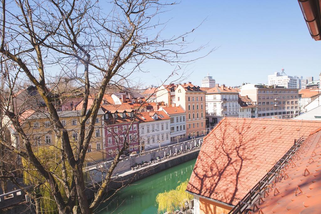 Julija&Robert'S Riverview Apartments And Rooms Ljubljana Exteriör bild